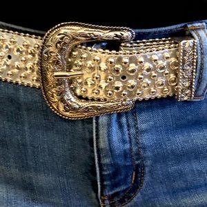VINTAGE SUPER GLITZY CRYSTAL & STUD BELT